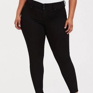Torrid Black Wash Jeggings - Short Inseam